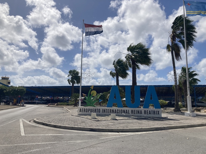 13 Aruba Airport.JPG